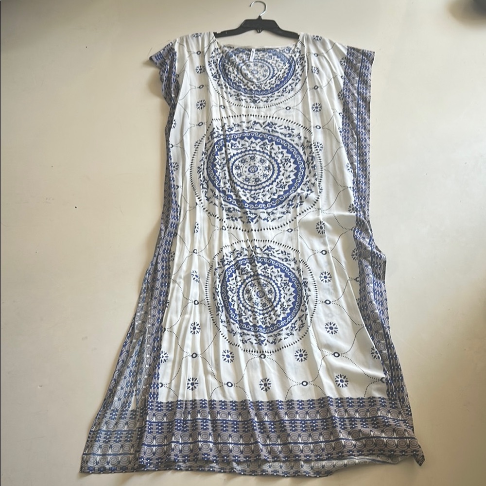 Boho Blue & White kaftan tunic dress